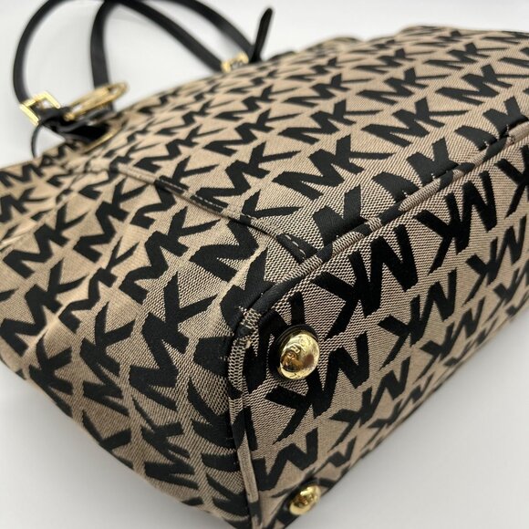 Michael Kors Beige & Black Signature Canvas Tote Bag - Picture 8 of 10